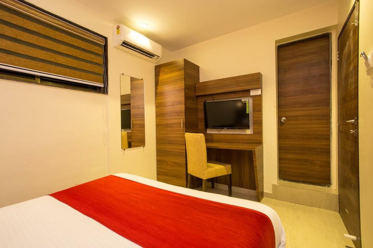 Hotel Grace Inn Мумбаи Экстерьер фото